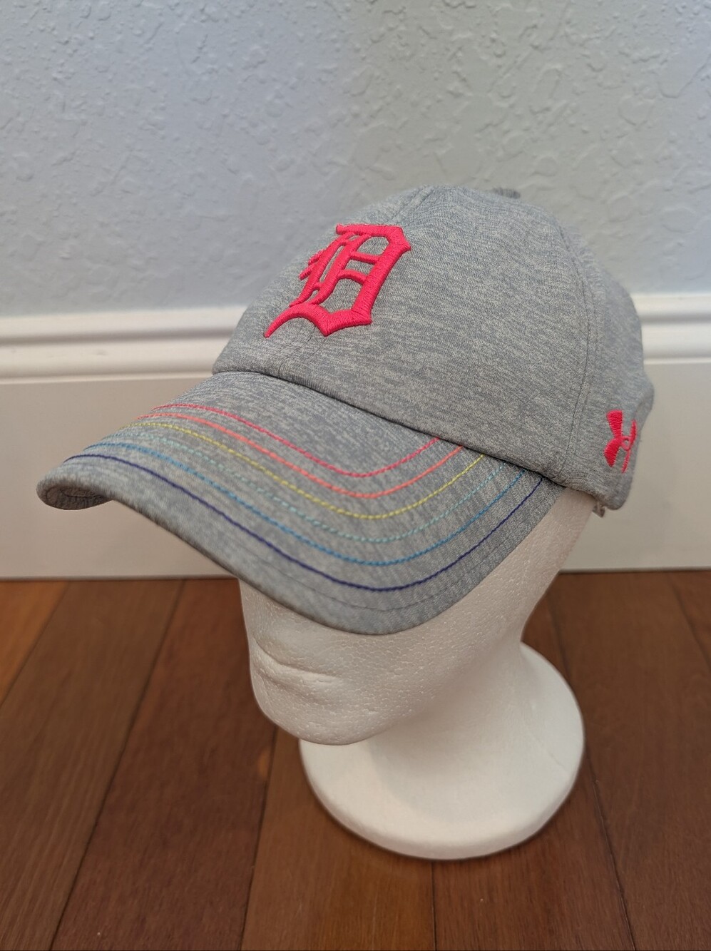 Girls Rainbow Detroit Tigers Under Armour Threadborne Baseball Cap